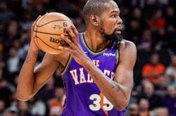 开云APP-包含篮球场上风起云涌，激战引发热议的词条