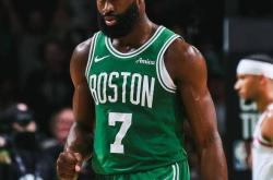 开云体育官方网站-关于独行侠碾压热火，杰伦·布朗打破历史纪录的信息