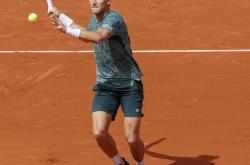 开云下载-澳大利亚网球队轻取日本网球队，纳达尔关键制胜的简单介绍