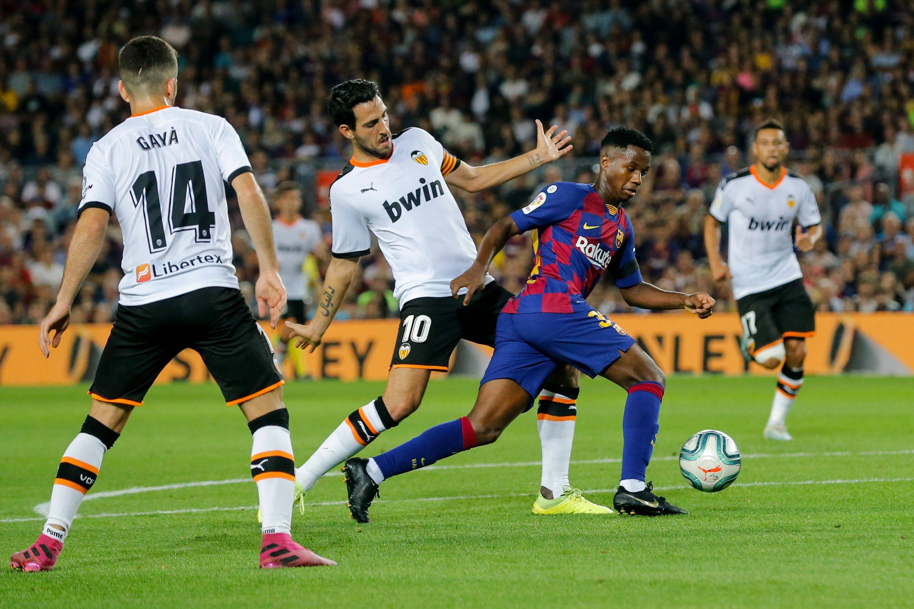 足球赛事精彩纷呈，球队实力对比